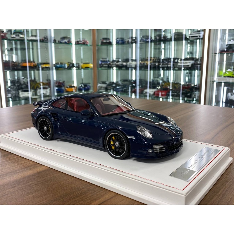 1/18 Resin Porsche 911 Turbo S (997.2) Dark Blue with Red Interior Ivy Model