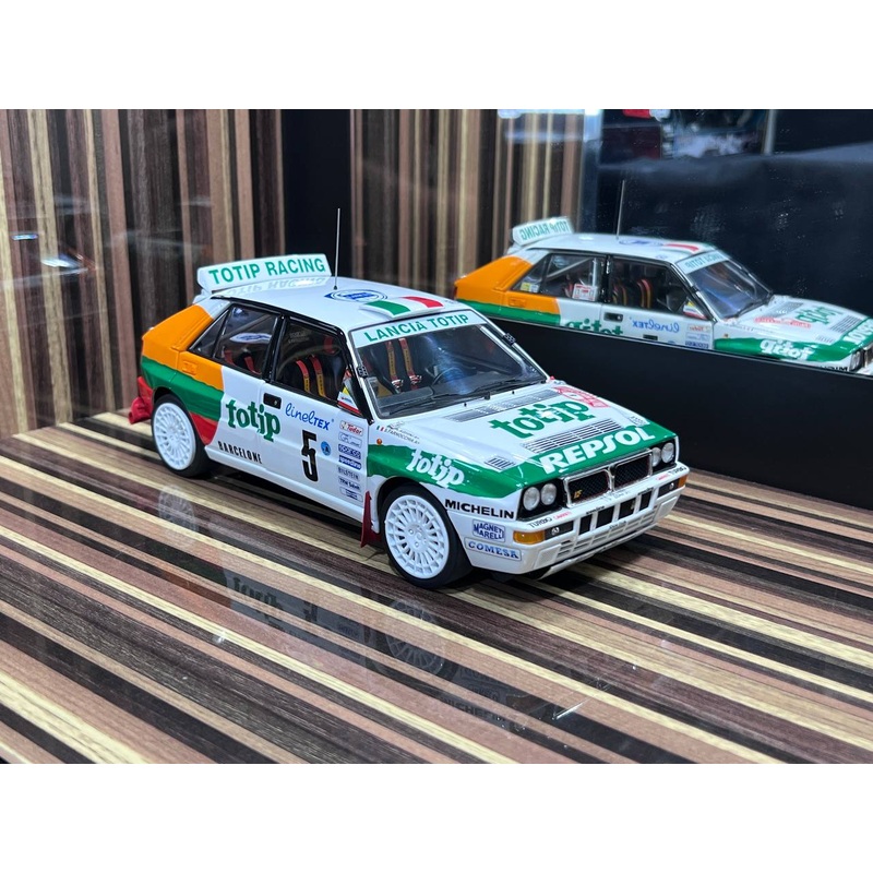 1/18 Diecast Lancia Delta HF Integrale 1993 Monte Carlo White Kyosho Scale Model Car