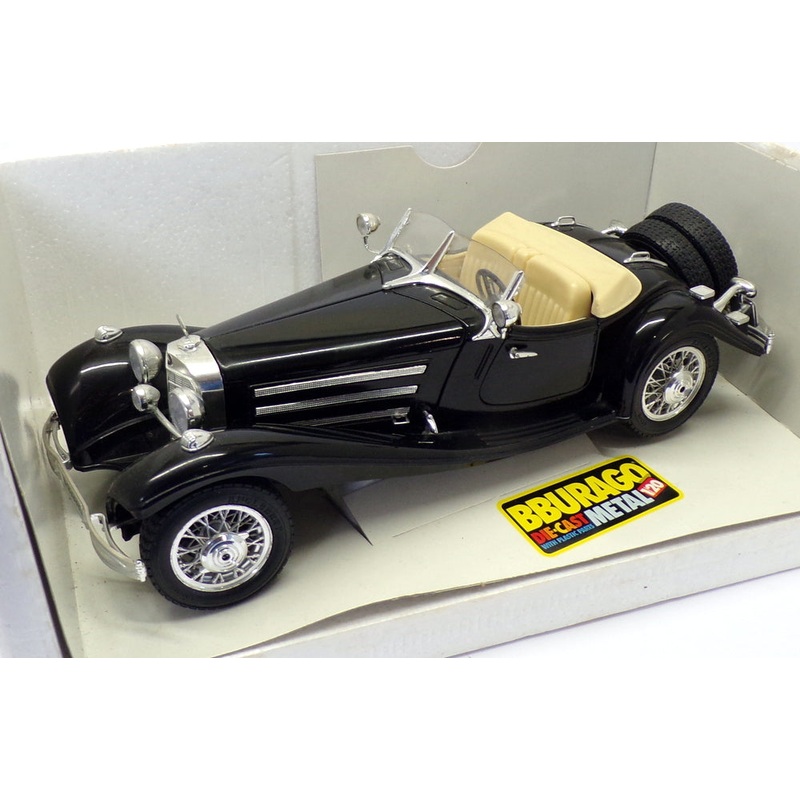 Burago 1/20 Scale Model Car 3020 - 1936 Mercedes Benz 500K Roadster - Black