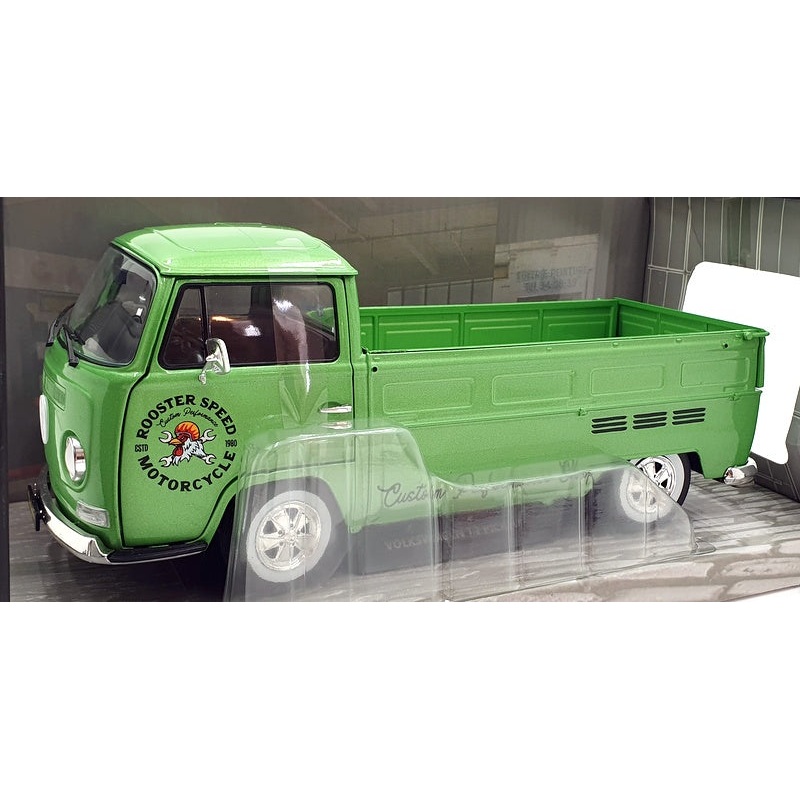 Solido 1/18 Scale  S1809401 - 1968 Volkswagen T2 Pick Up - Custom Green