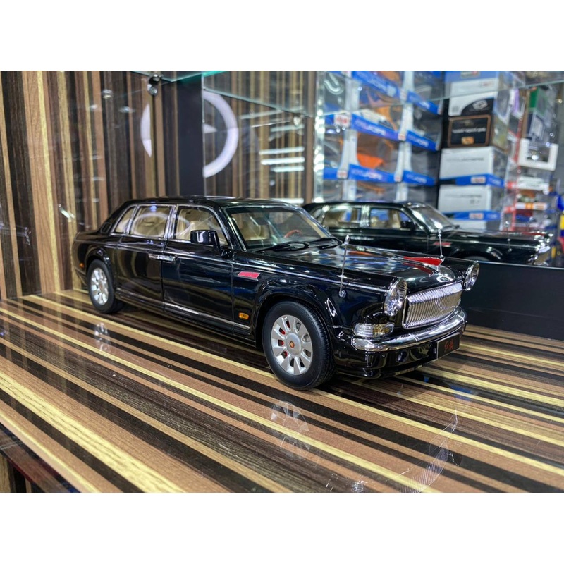 1/18 Diecast FAW Red Flag Black Century Dragon Scale Model Car