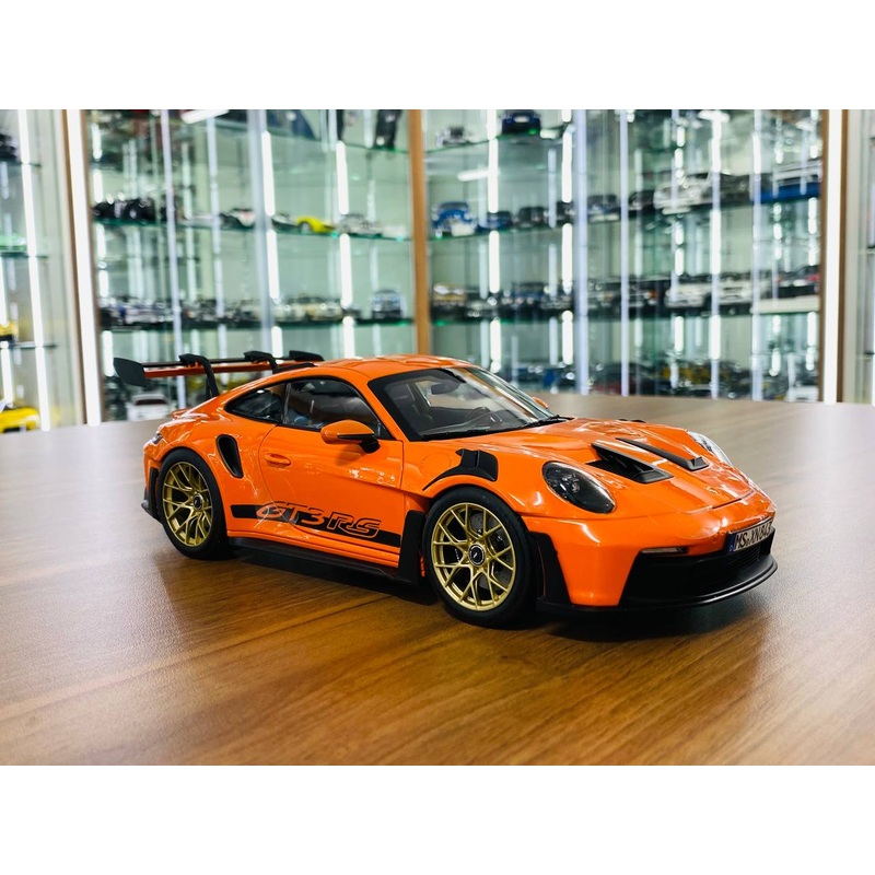 1/18 Norev Porsche 911 GT3 RS (2022) -  Gulf Orange