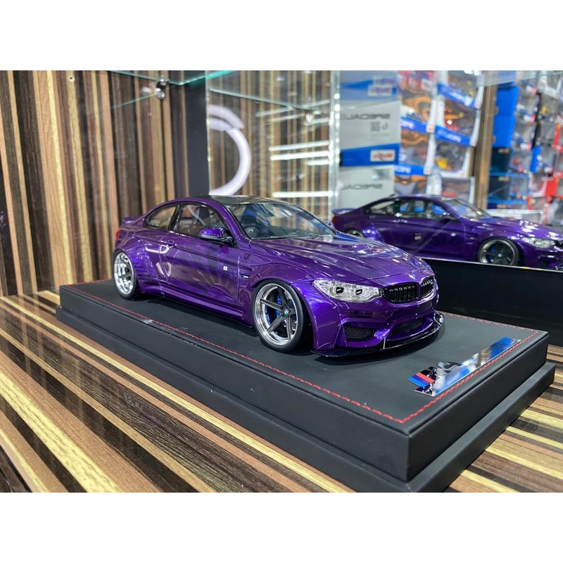 1/18 Diecast Miniature BMW M4 Liberty Walk AutoBarn Purple Model Car