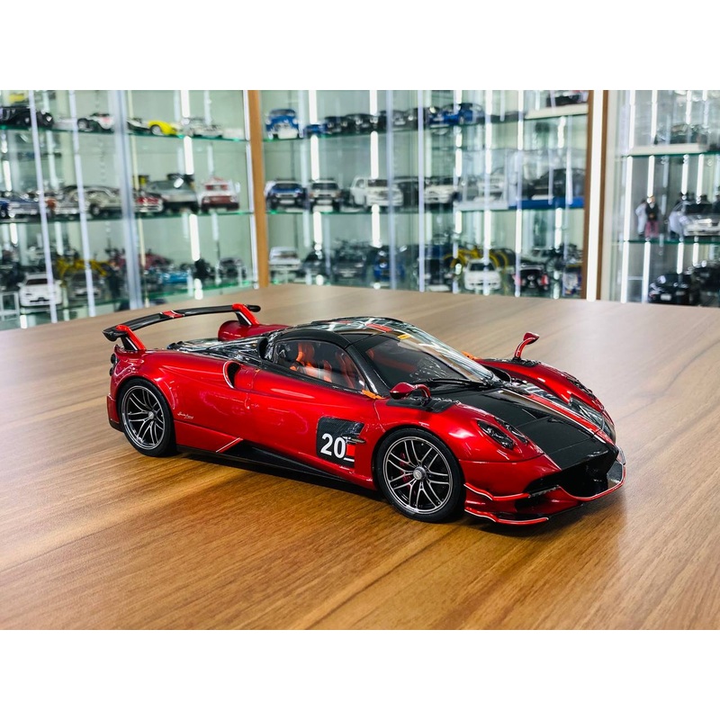 1/18 Diecast LCD Pagani Huayra BC Roadster Red / Black