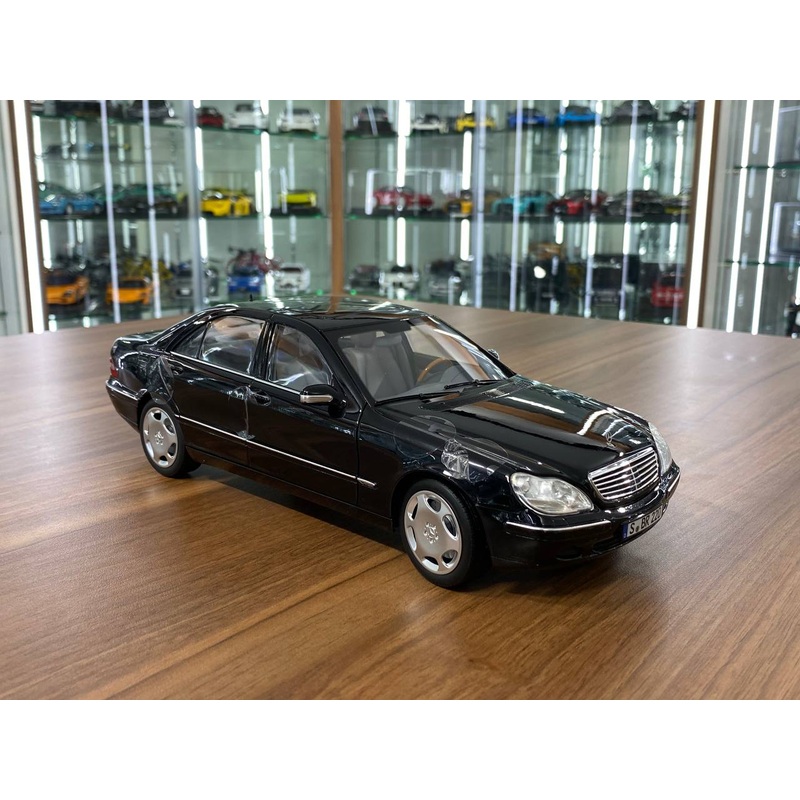 1/18 Diecast Model  Norev Dealer Edition Mercedes-Benz S 600 (V220) (20002005) in Obsidian Black
