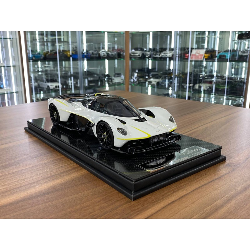 1/18 Resin Model Fronti Art Aston Martin Valkyrie Pearl White Limited 300 units
