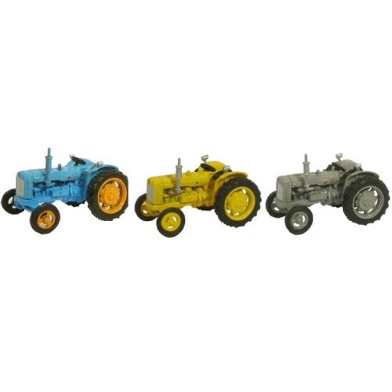 Triple Tractor Set  Blue  Yellow Grey - 1:76 Scale