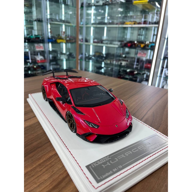 1/18 Davis & Giovanni Lamborghini Huracan Performante  Red Metallic