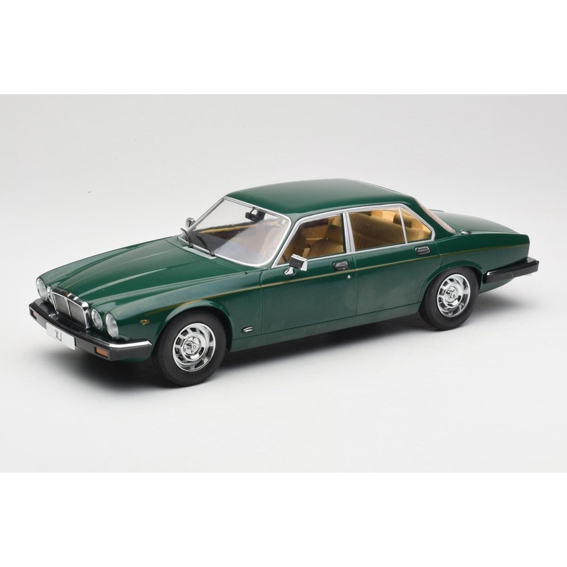 MCG 1979 Jaguar XJ SIII Dark Green 1:18