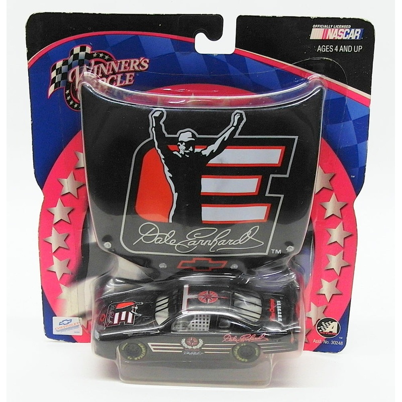 Winners Circle 1/43 Scale 18588 Chevrolet Monte Carlo 2002 Dale Earnhardt Nascar