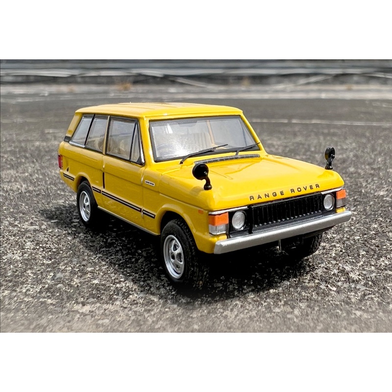 Inno64 1/64 RANGE ROVER CLASSIC Sanglow Yellow