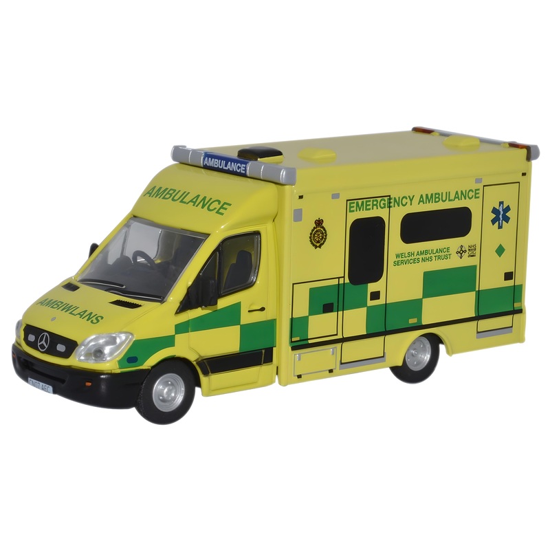Welsh Ambulance - 1:76 Scale