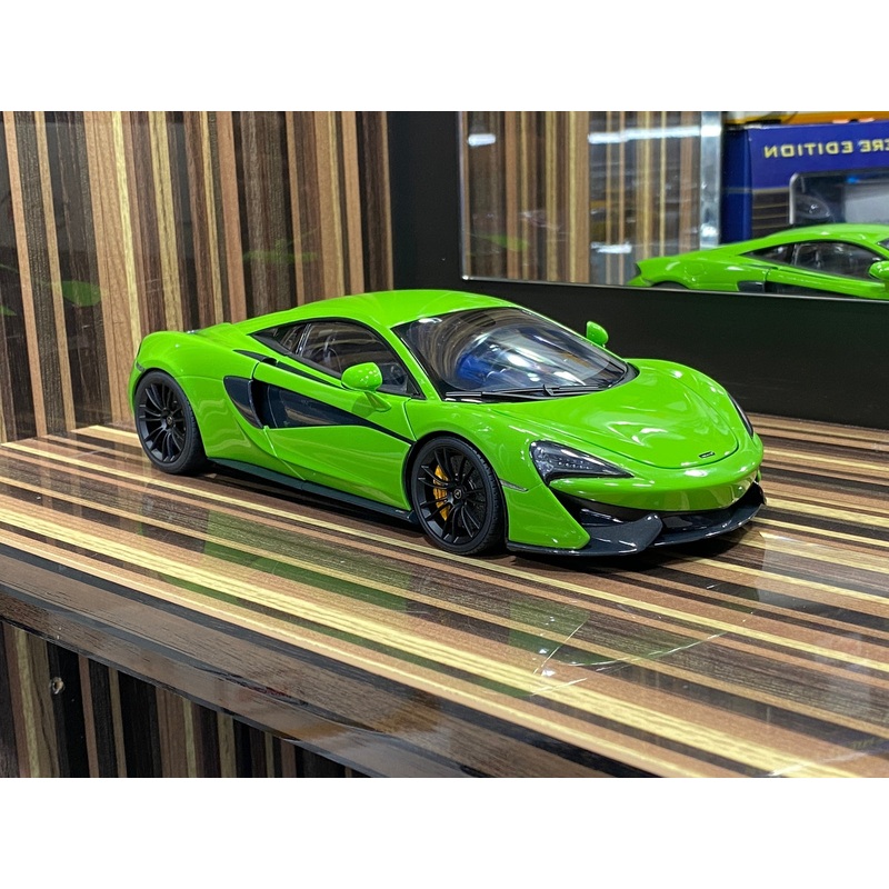 1/18 Diecast McLaren 570S Green AUTOart Scale Model Car
