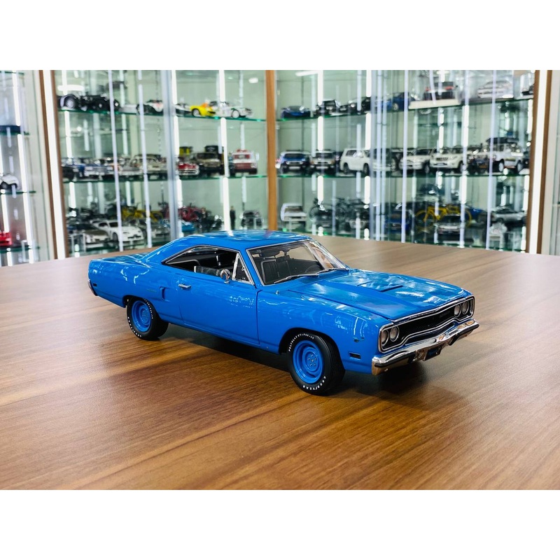 1/18 Diecast Model - GMP Plymouth Road Runner 1970 in Blue, Full Opening