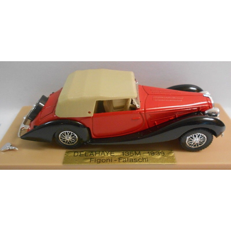 Solido 1/43 Scale Metal Model - SO269 DELAHAYE 1148 RED