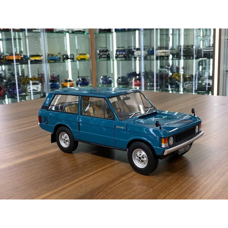 1/18 Diecast Land Rover Range Rover 2 Doors 1970 Blue Almost Real