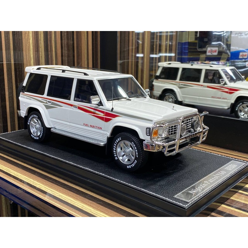 1/18 Diecast Nissan Patrol Super Safari Y60  White IVY Models Scale Model Car
