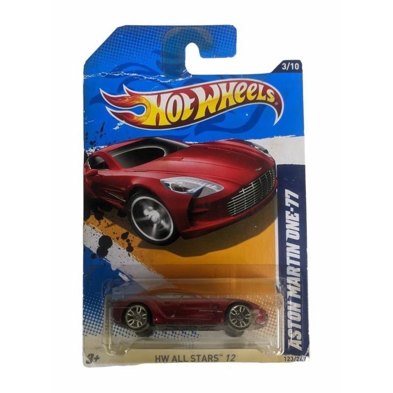 Hothweels aston Martin one-77 (blister damage)