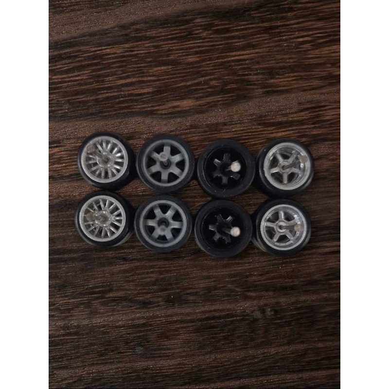 Rubber tires wheels (set 4) 1:64w-11
