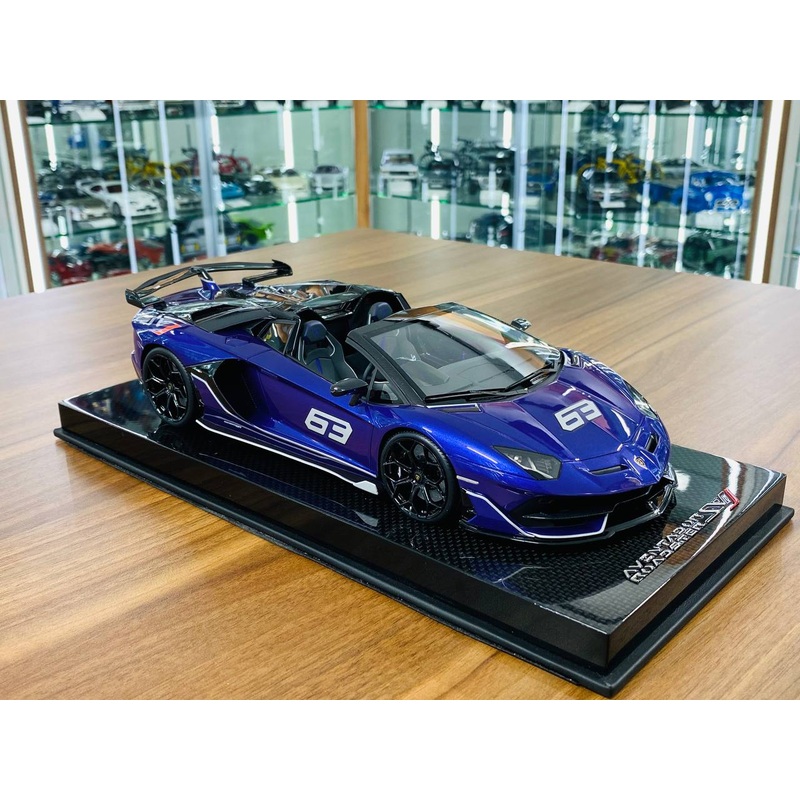 1/18 Resin Model MR Collection Lamborghini Aventador Roadster SVJ #63 Purple/Grey