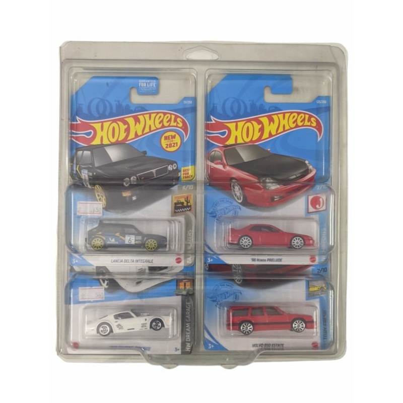 Mainline protector Can hold 4 cars (Cars not included)