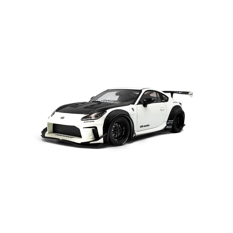 Solido 2024 Toyota GR86 LBWK Body Kit Pearl White 1:18