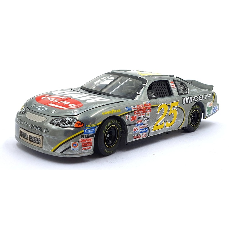 Team Caliber 1/24 Scale S252091DL - 2001 Chevrolet Monte Carlo #25 NASCAR Nadeau