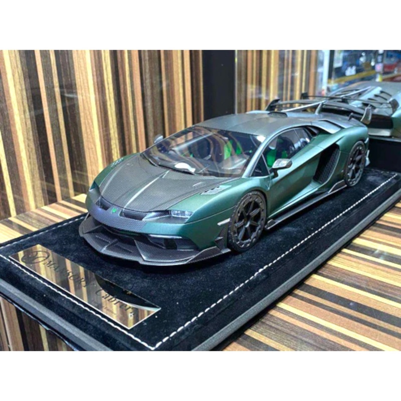 1/18 Diecast Bugatti Mansory Cabrera - Green Model Car