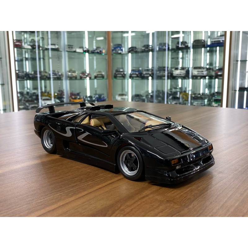 1/18 Diecast Maisto Lamborghini Diablo SV Black