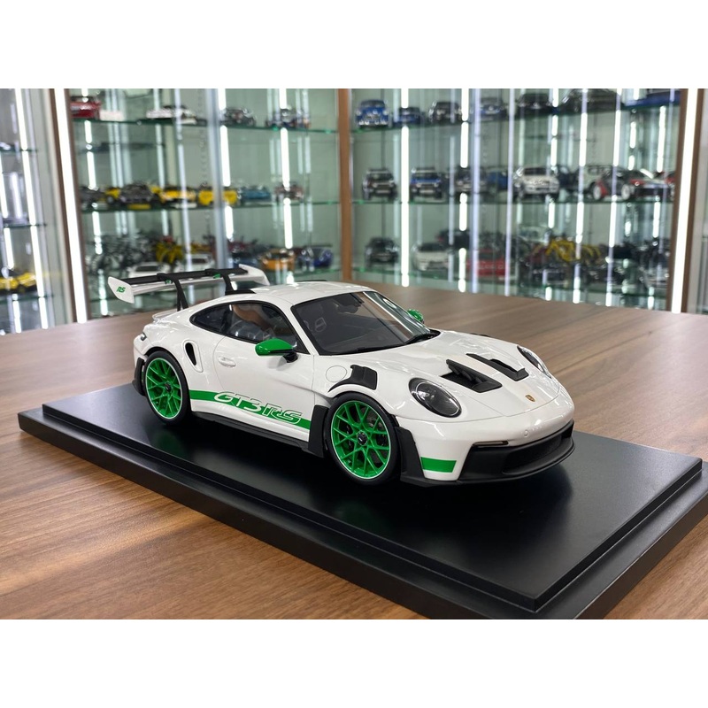1/18 Resin Spark Models Porsche 911 GT3 RS White & Green Limited Edition