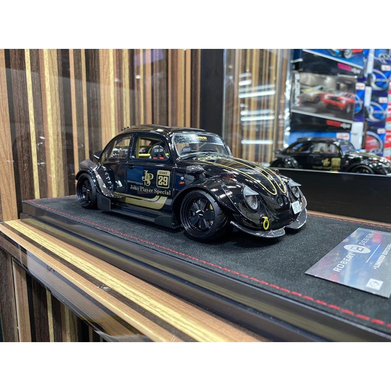 Volkswagen Beetle 1/18 Diecast car by Robert Design