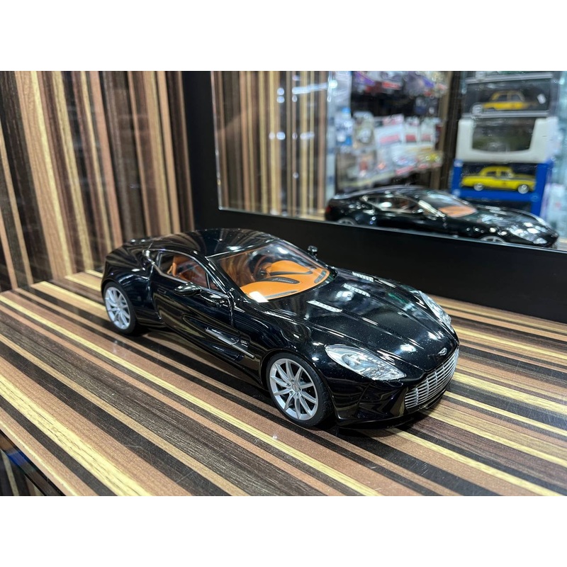 Autoart Aston Martin One-77 - 1/18 Diecast Model, All Opening - Black