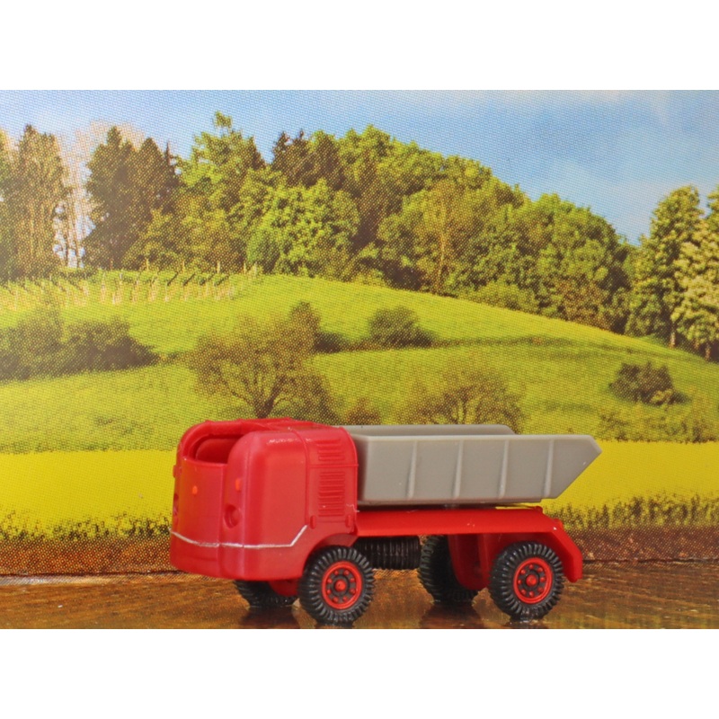 Multicar M21 dump truck