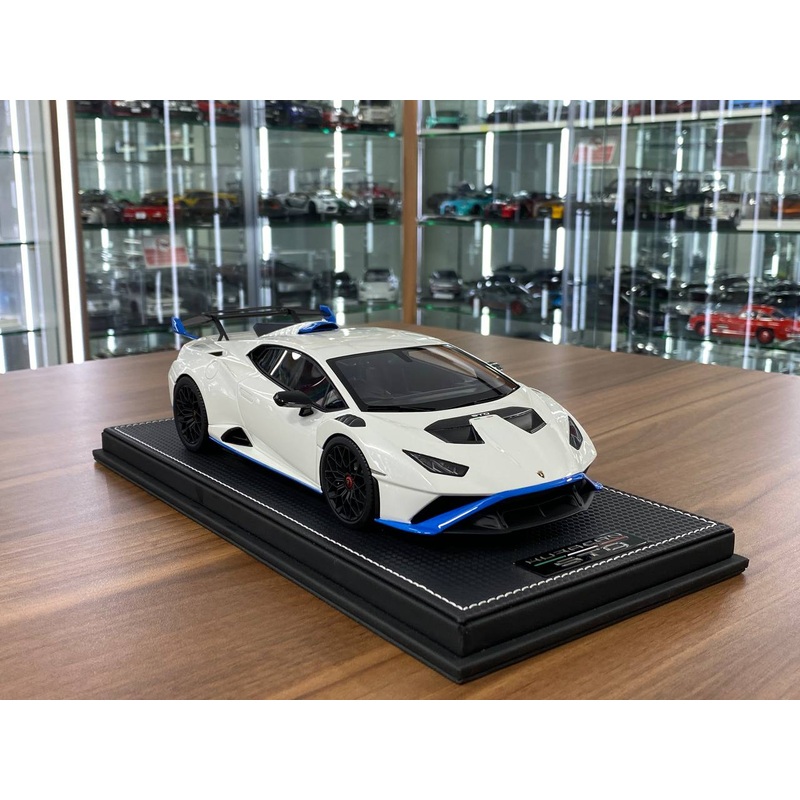 1/18 Resin Model MR Collection Lamborghini Huracan STO white Limited Edition