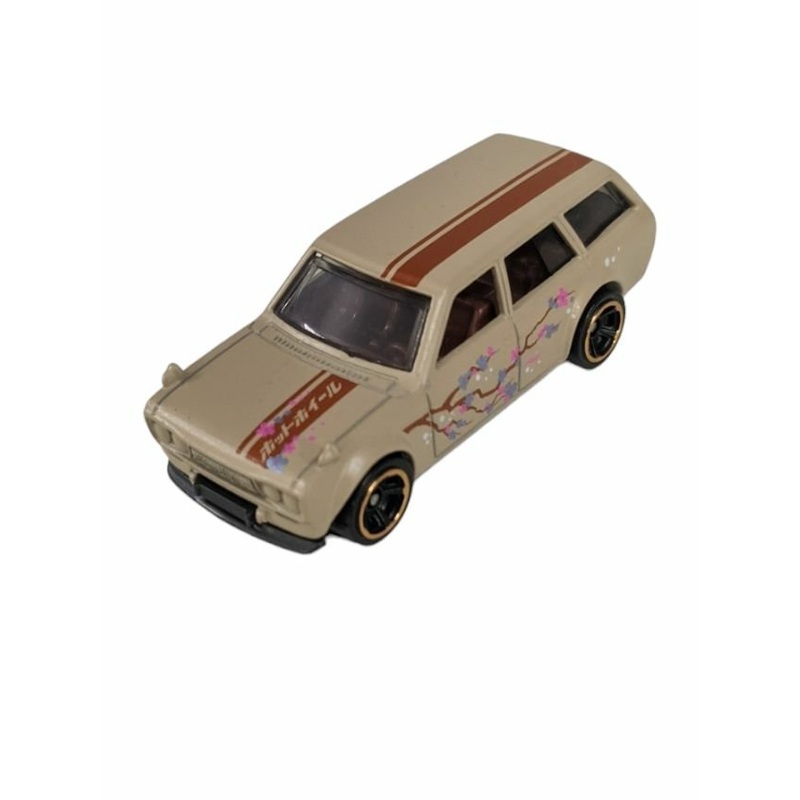 Hotwheels 71 dutsun 510