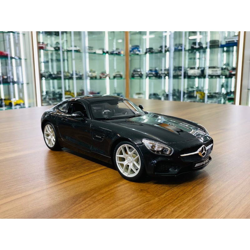 1/18 Diecast Full opening  Maisto Mercedes Benz AMG GT Black