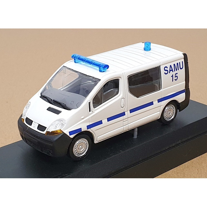 Verem 1/43 Scale Diecast V290 - Renault Trafic Van Police - White