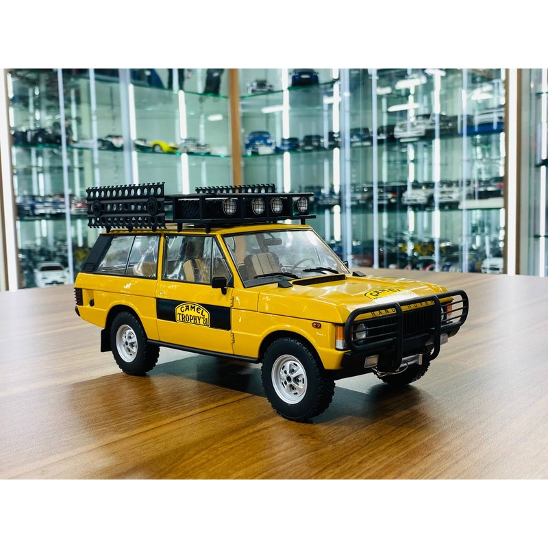 1/18 Diecast Land Rover Range Rover Camel Trophy Sumatra 1981 Yellow Almost Real Scale Model Car