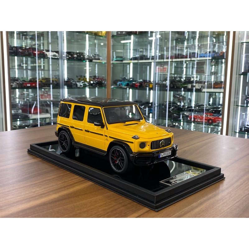 1/18 Resin Motor Helix Mercedes Benz AMG G63 2019 Yellow Limited 99 pcs